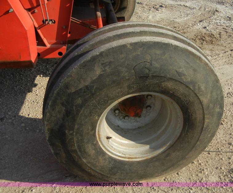 image for item A3079 1980 Massey-Ferguson 750 combine