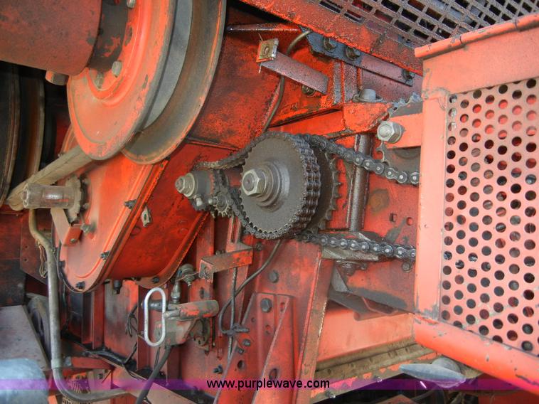 image for item A3079 1980 Massey-Ferguson 750 combine