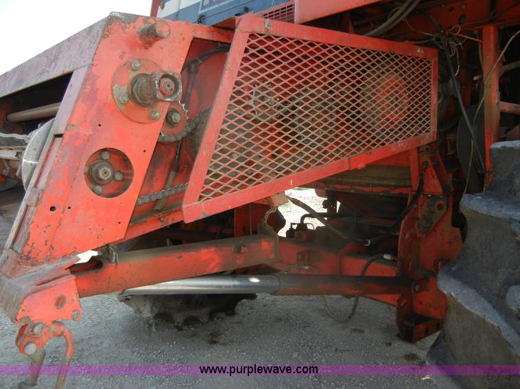 image for item A3079 1980 Massey-Ferguson 750 combine