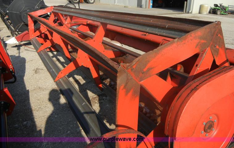 image for item A3079 1980 Massey-Ferguson 750 combine