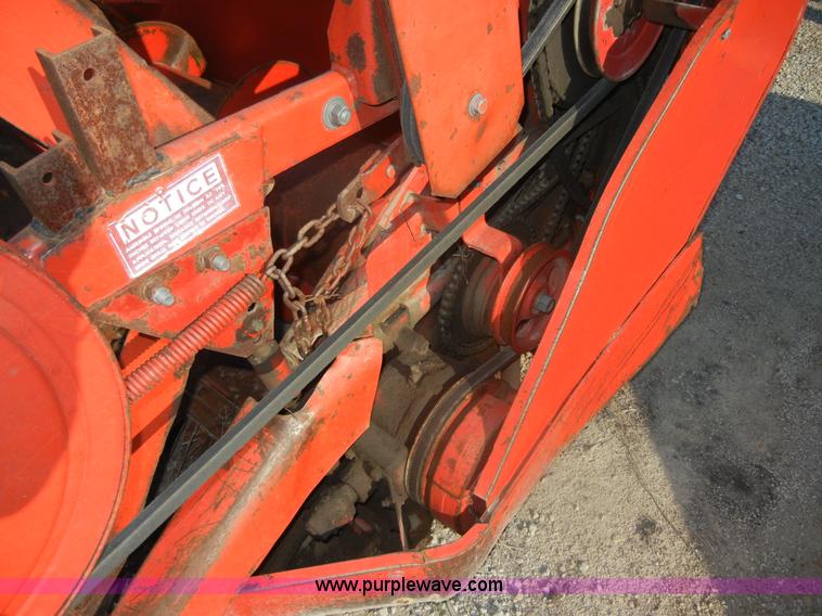 image for item A3079 1980 Massey-Ferguson 750 combine