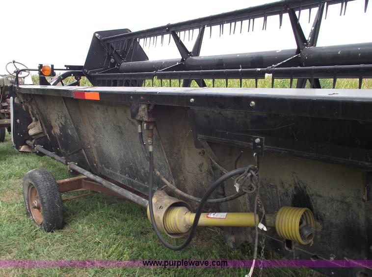 image for item A4054 AGCO 800 Series 30' flex head