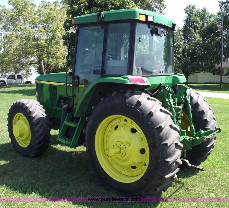 image for item A4055 2001 John Deere 7410 MFWD tractor
