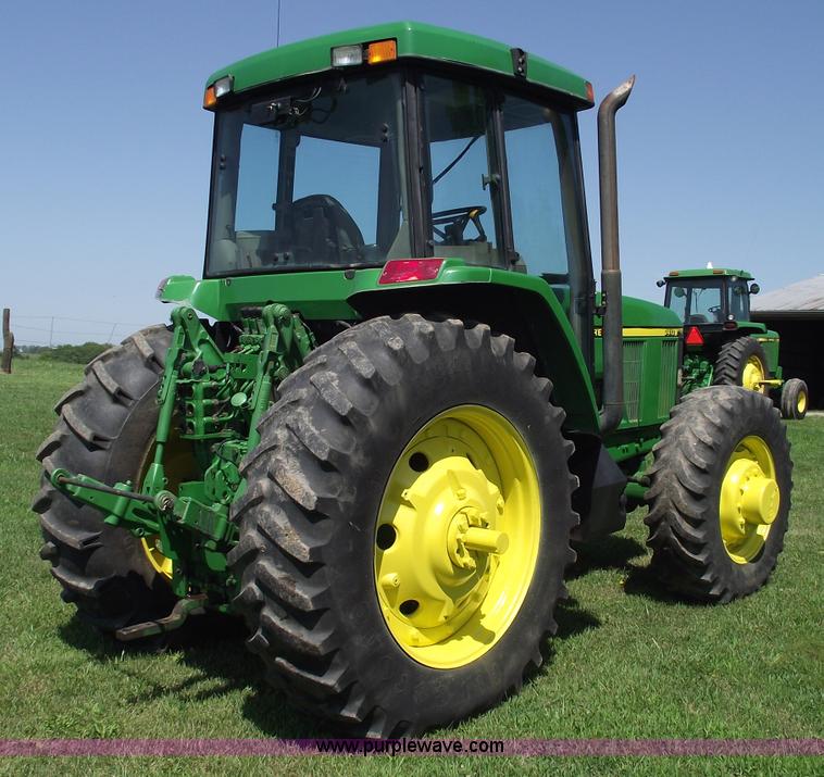 image for item A4055 2001 John Deere 7410 MFWD tractor