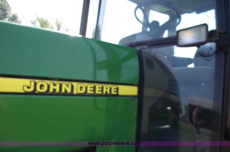 image for item A4055 2001 John Deere 7410 MFWD tractor