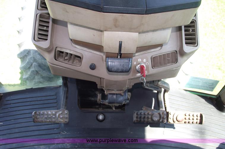 image for item A4055 2001 John Deere 7410 MFWD tractor