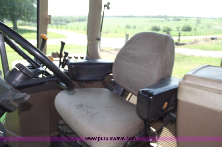 image for item A4055 2001 John Deere 7410 MFWD tractor