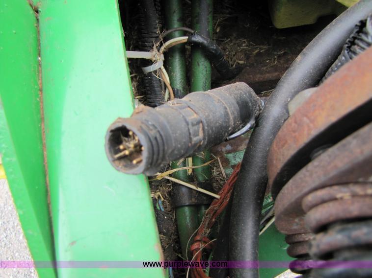 image for item A4643 1990 John Deere 535 round baler