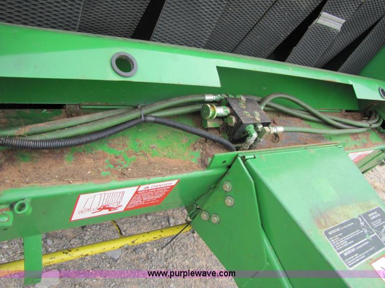 image for item A4643 1990 John Deere 535 round baler
