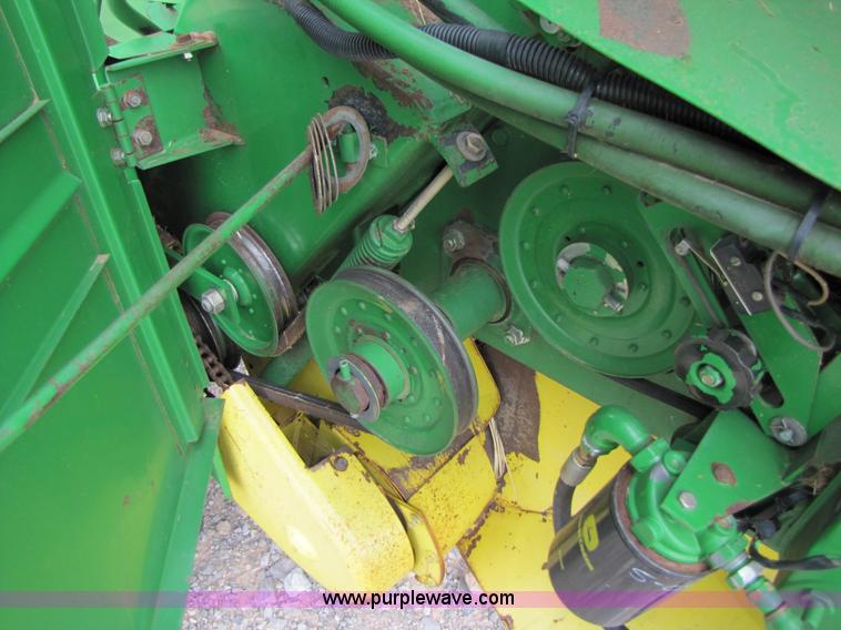 image for item A4643 1990 John Deere 535 round baler