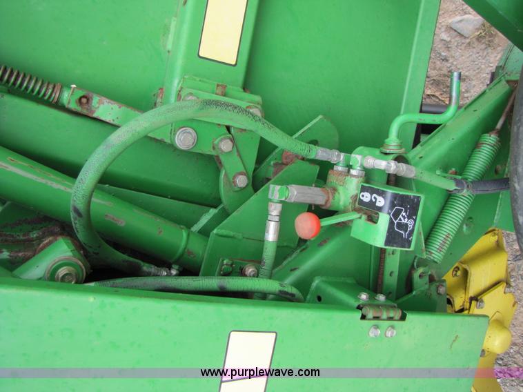 image for item A4643 1990 John Deere 535 round baler