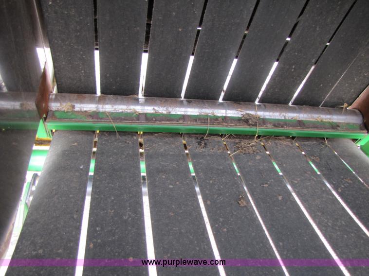 image for item A4643 1990 John Deere 535 round baler