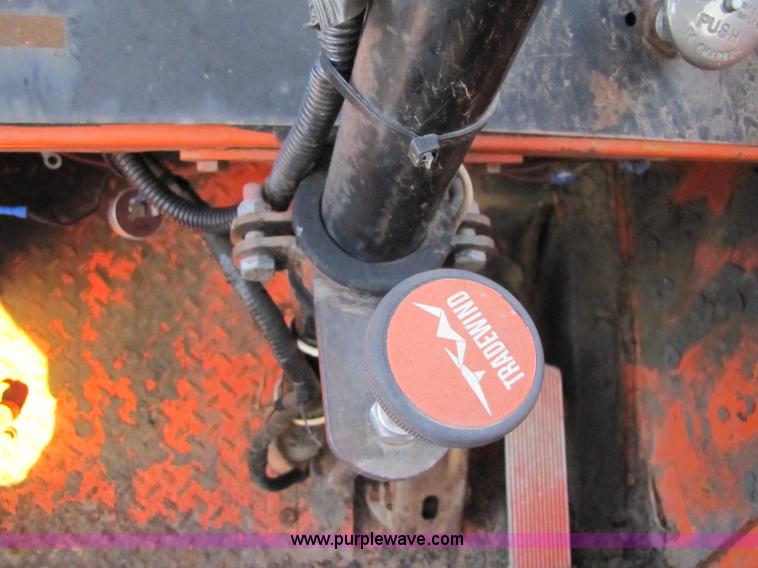 image for item A4645 1966 Mack R600 grain truck