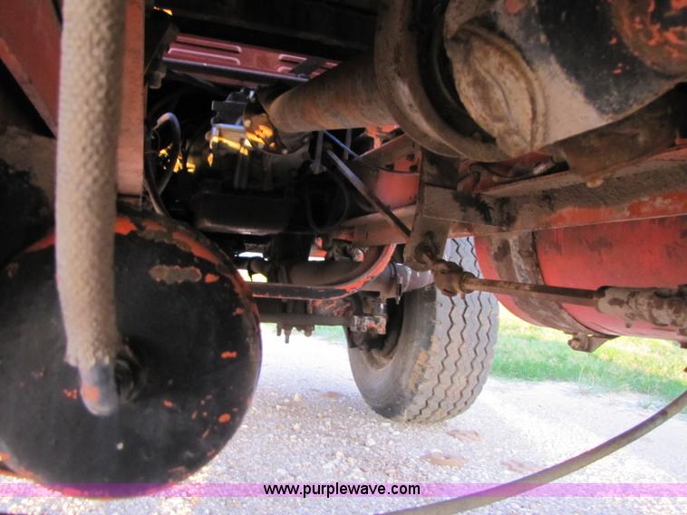 image for item A4645 1966 Mack R600 grain truck