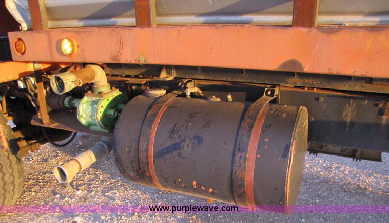 image for item A4645 1966 Mack R600 grain truck