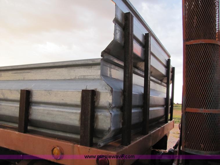 image for item A4645 1966 Mack R600 grain truck