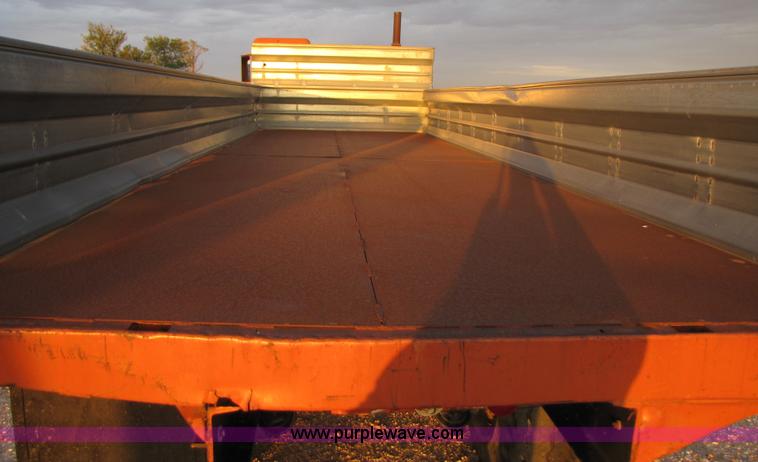 image for item A4645 1966 Mack R600 grain truck