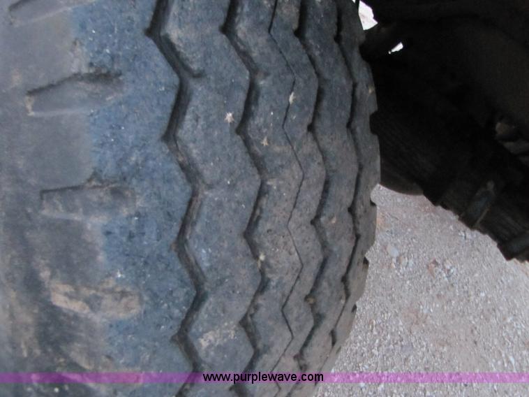 image for item A4645 1966 Mack R600 grain truck