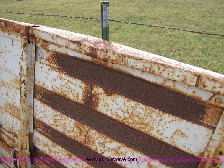 image for item A4645 1966 Mack R600 grain truck