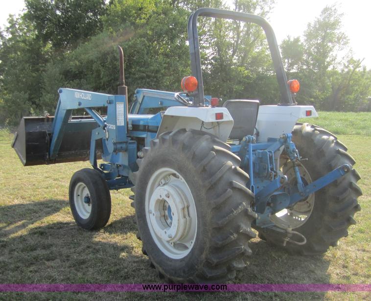 image for item A4706 New Holland 3415 tractor