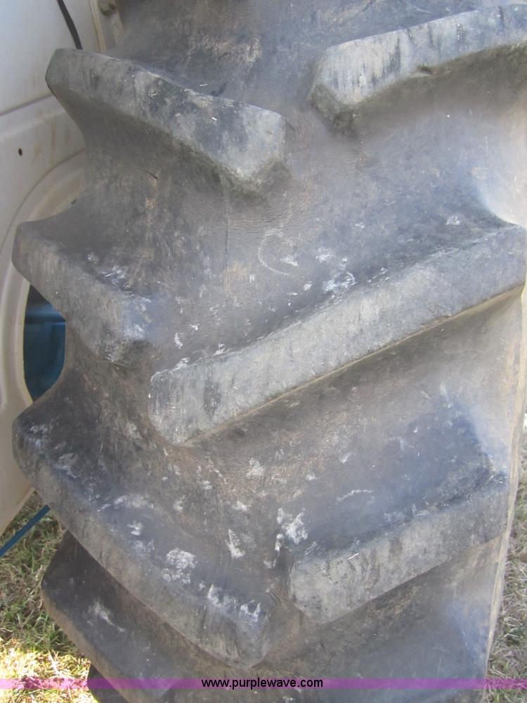 image for item A4706 New Holland 3415 tractor