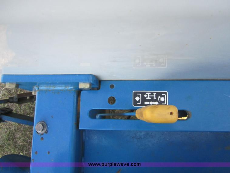 image for item A4706 New Holland 3415 tractor