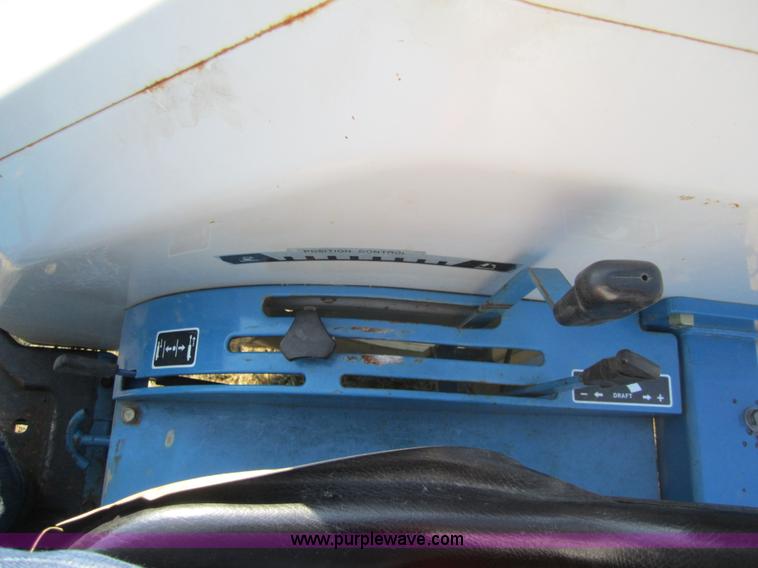 image for item A4706 New Holland 3415 tractor