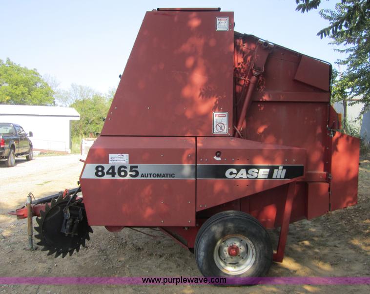 image for item A4707 1999 Case IH 8465A round baler