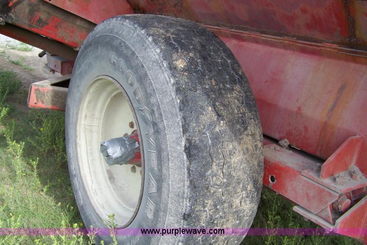 image for item B3514 Schwartz 880 mixer feed wagon