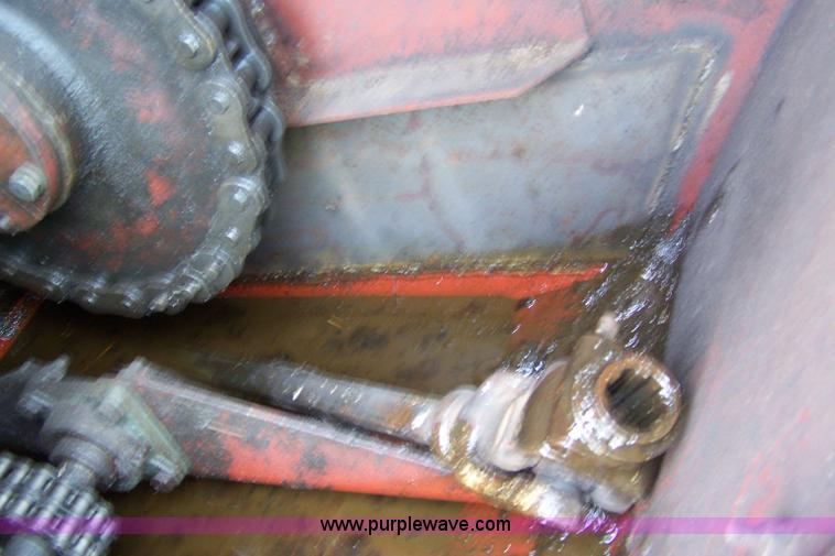 image for item B3514 Schwartz 880 mixer feed wagon