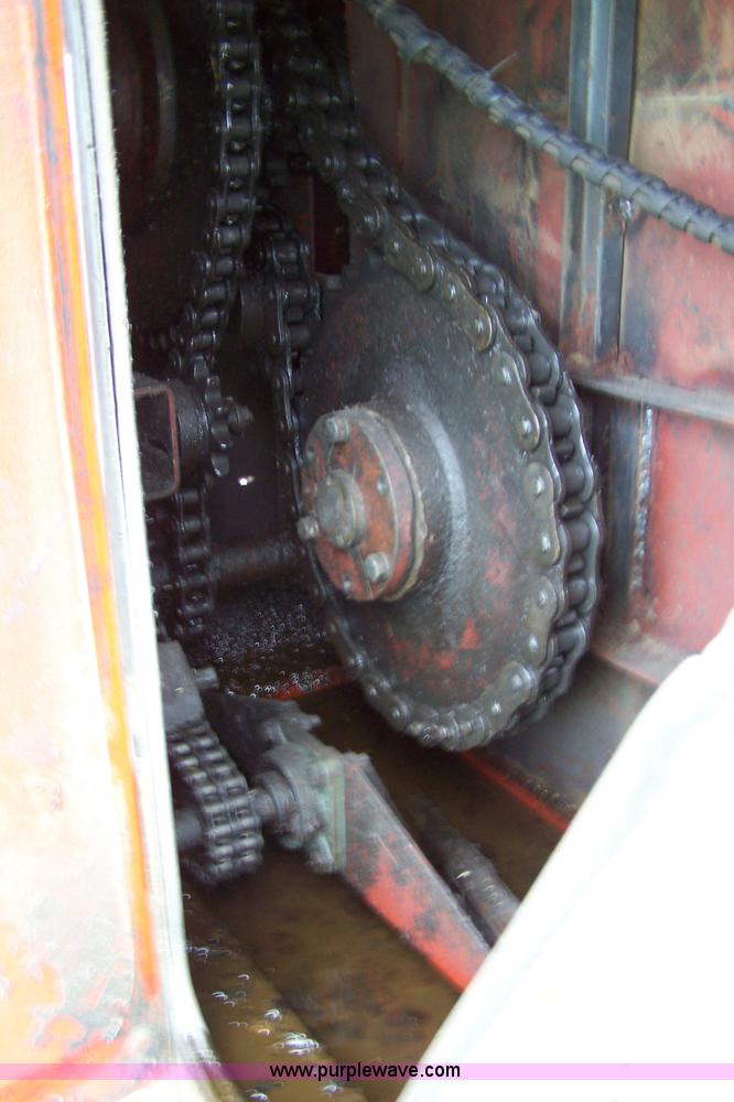 image for item B3514 Schwartz 880 mixer feed wagon