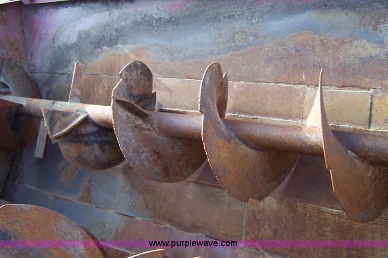 image for item B3514 Schwartz 880 mixer feed wagon