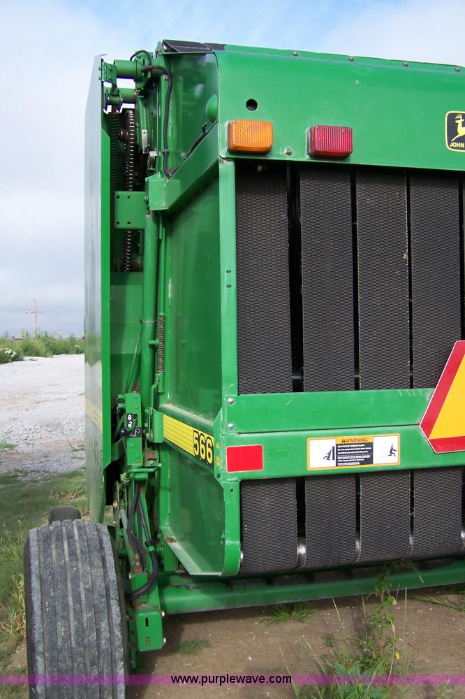 image for item B3517 1998 John Deere 566 round baler