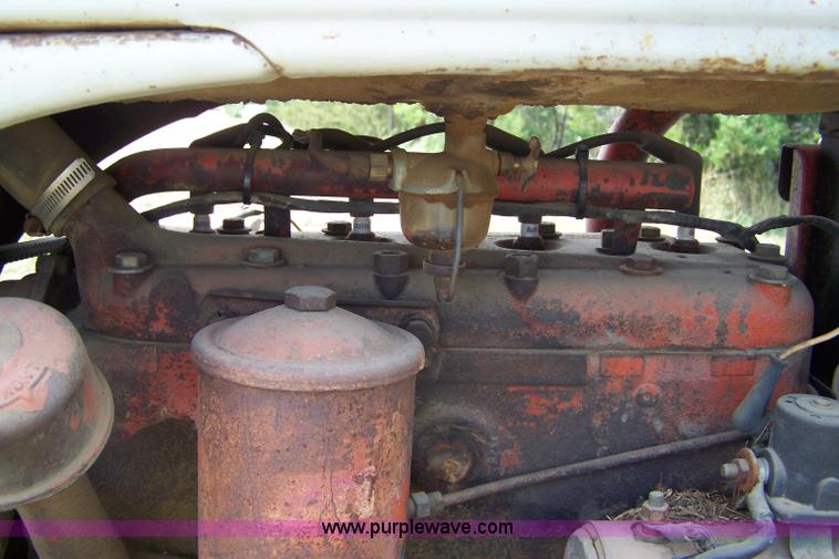 image for item C9277 Ford tractor