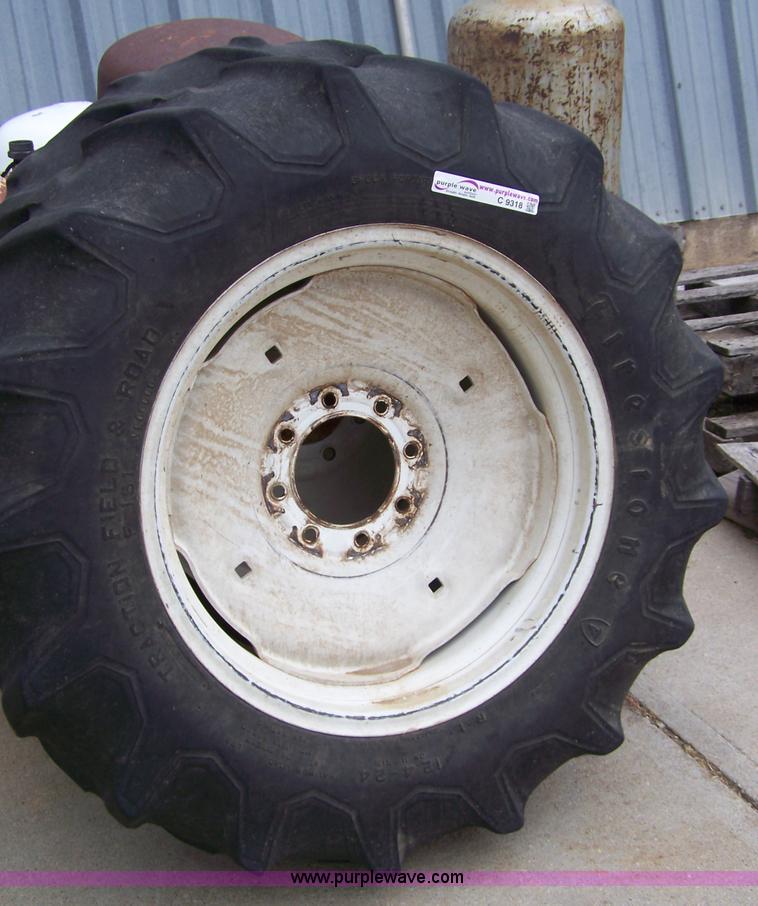 image for item C9318 (2) Spray Coupe tires on wheels