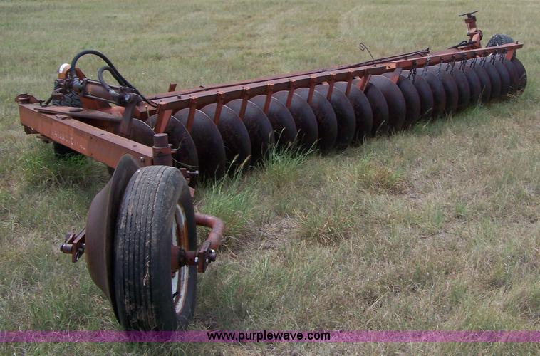 image for item C9328 International 17' one way plow