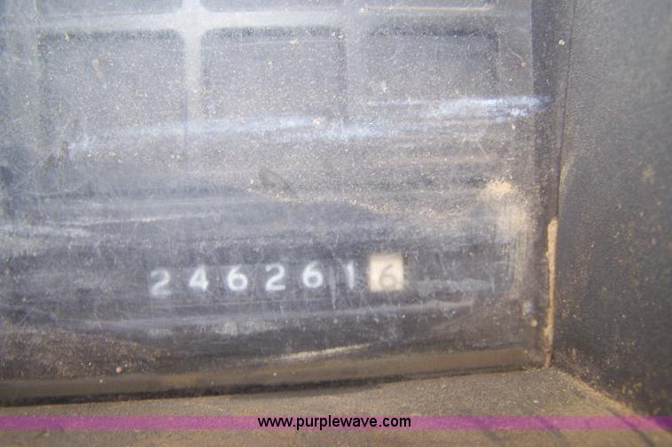 image for item C9330 1989 Chevrolet C2500 pickup truck