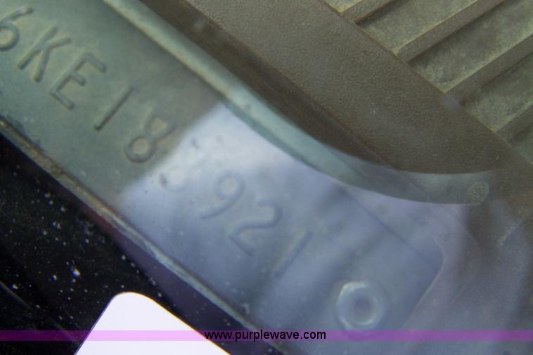 image for item C9330 1989 Chevrolet C2500 pickup truck