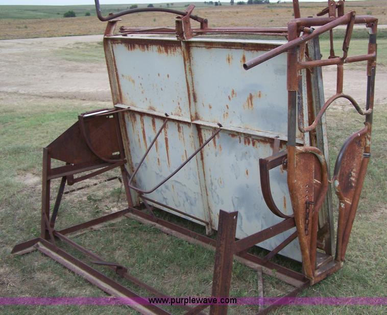 image for item C9332 W-W calf work cradle