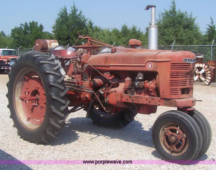 image for item C9380 Farmall H tractor