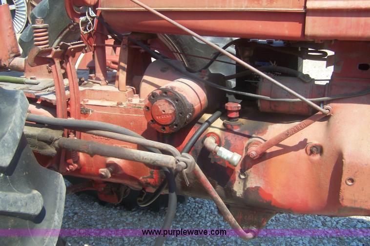 image for item C9380 Farmall H tractor