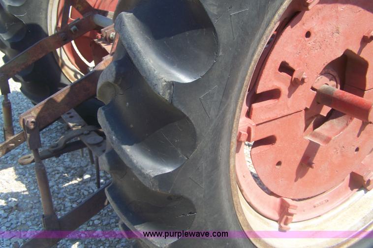 image for item C9380 Farmall H tractor