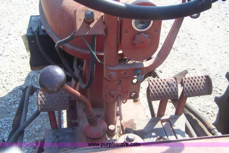 image for item C9380 Farmall H tractor