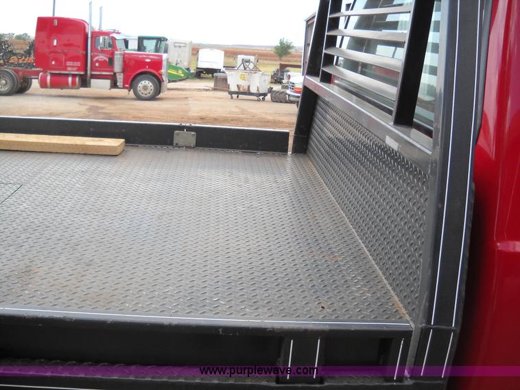 image for item D9024 Butler flatbed with bale spike