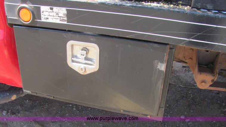 image for item D9024 Butler flatbed with bale spike