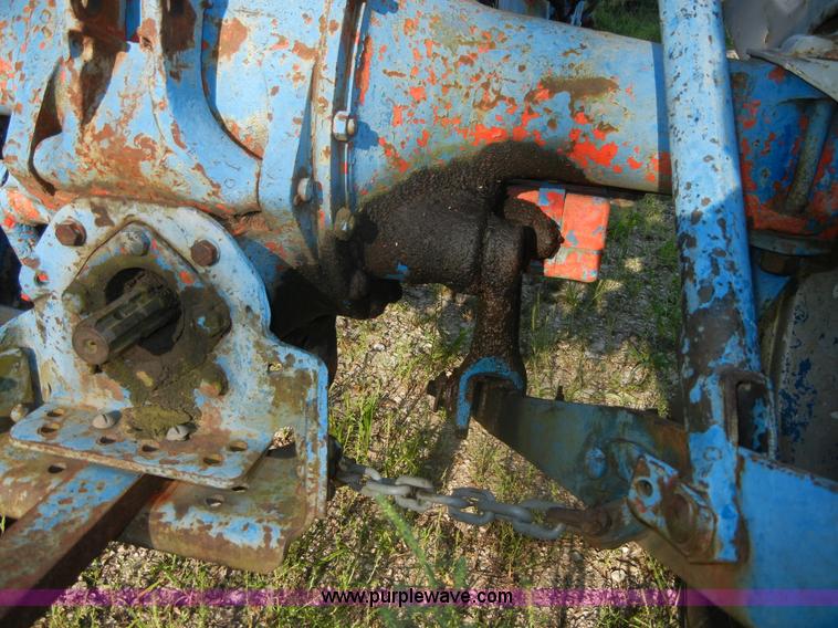 image for item D9739 Ford 900 tractor