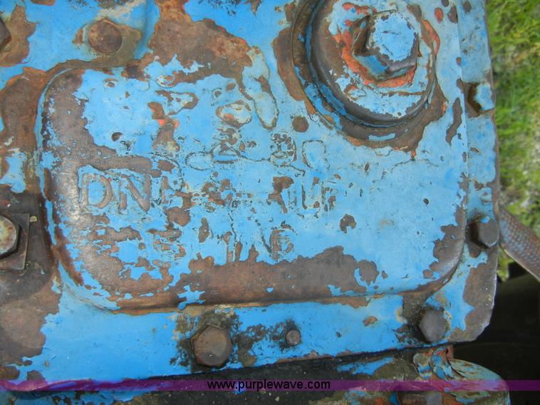 image for item D9739 Ford 900 tractor