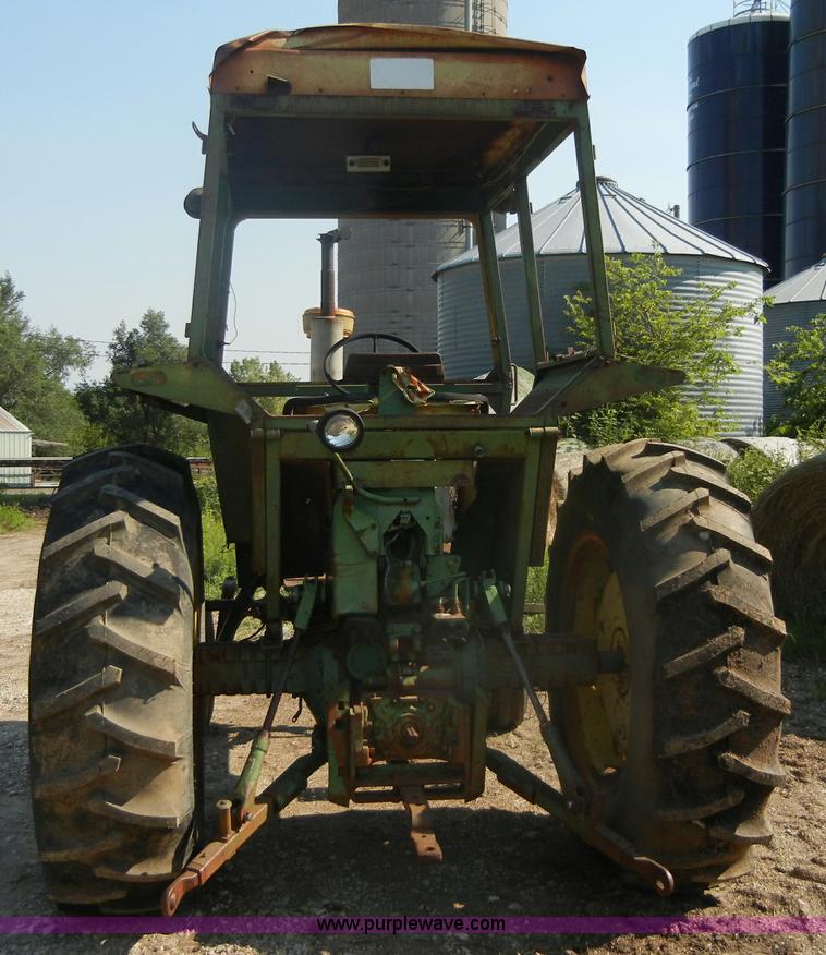 image for item D9740 1964 John Deere 3020 tractor