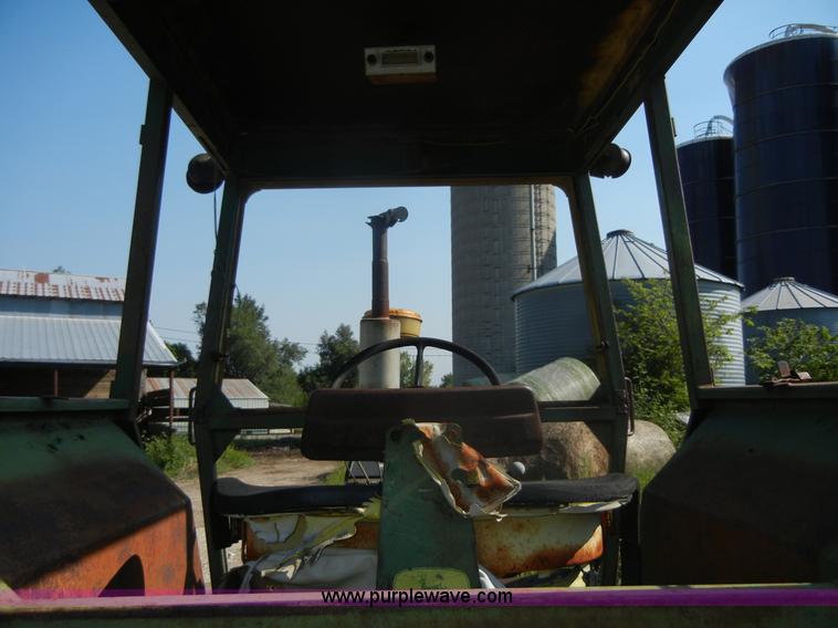 image for item D9740 1964 John Deere 3020 tractor