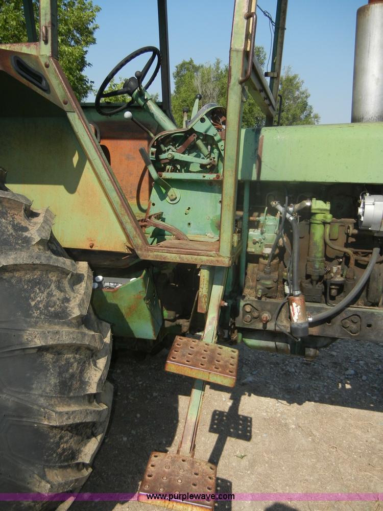 image for item D9740 1964 John Deere 3020 tractor